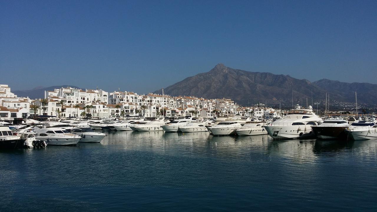 Banus Lodge Marbella Exterior foto