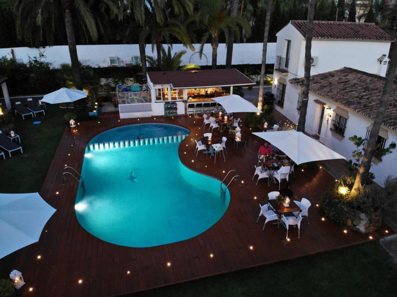 Banus Lodge Marbella Exterior foto